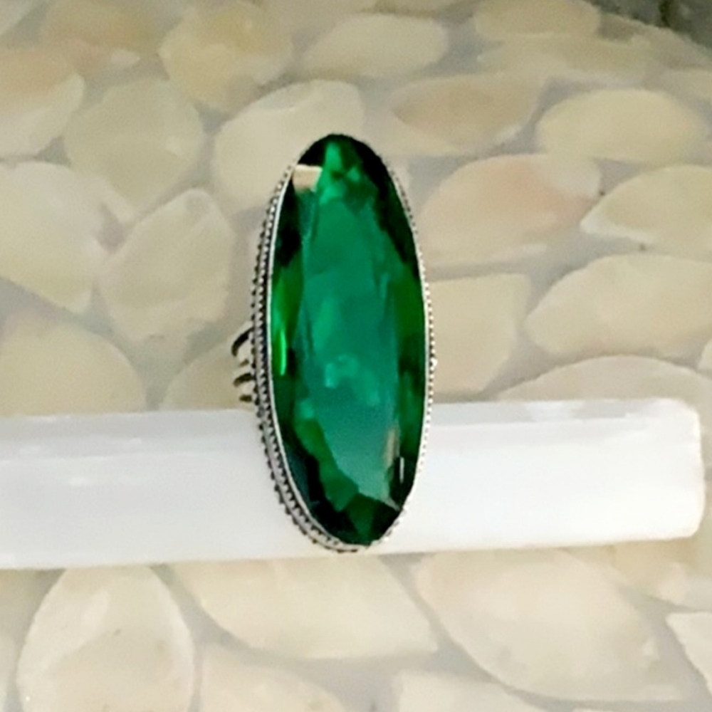 Large Handcrafted Oval Emerald Sterling Silver Ring Sz 8